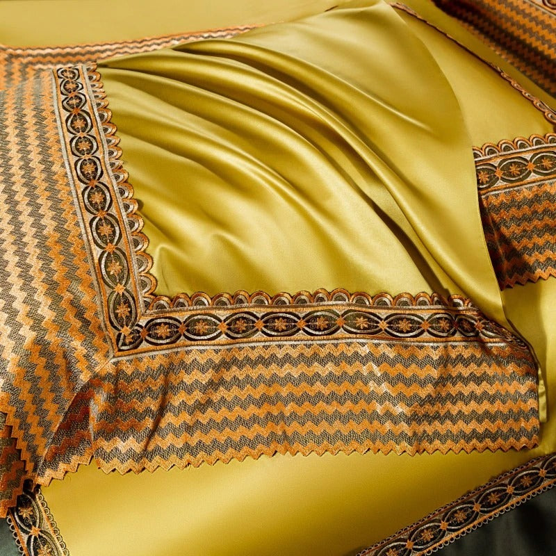 Onda Golden Egyptian Cotton Embroidered Bedding Set