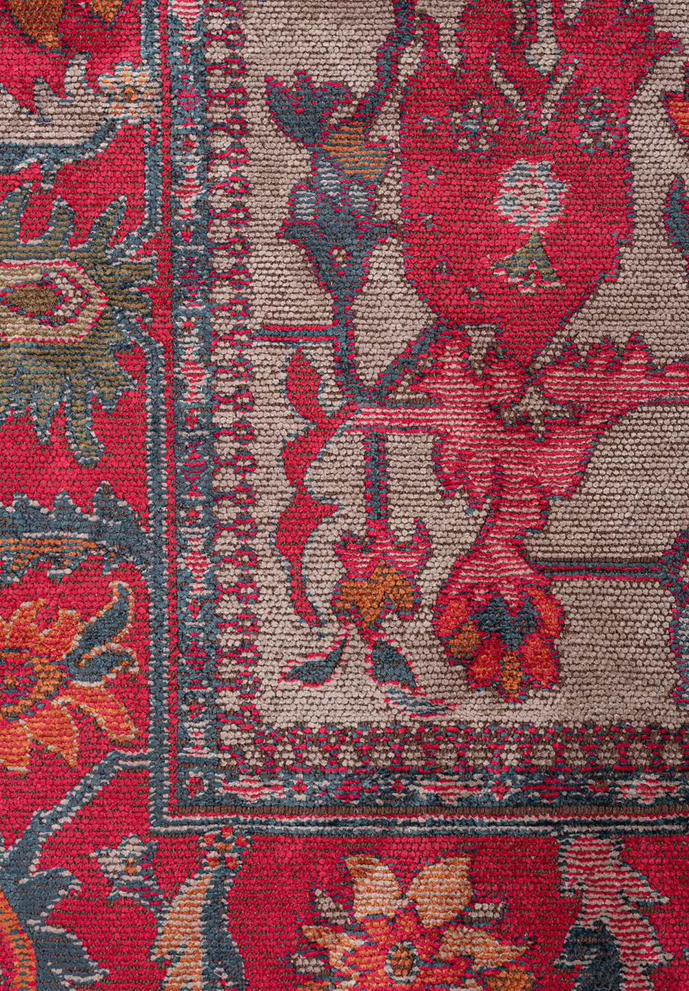 Grandeur Tile - Fuchsia Rug