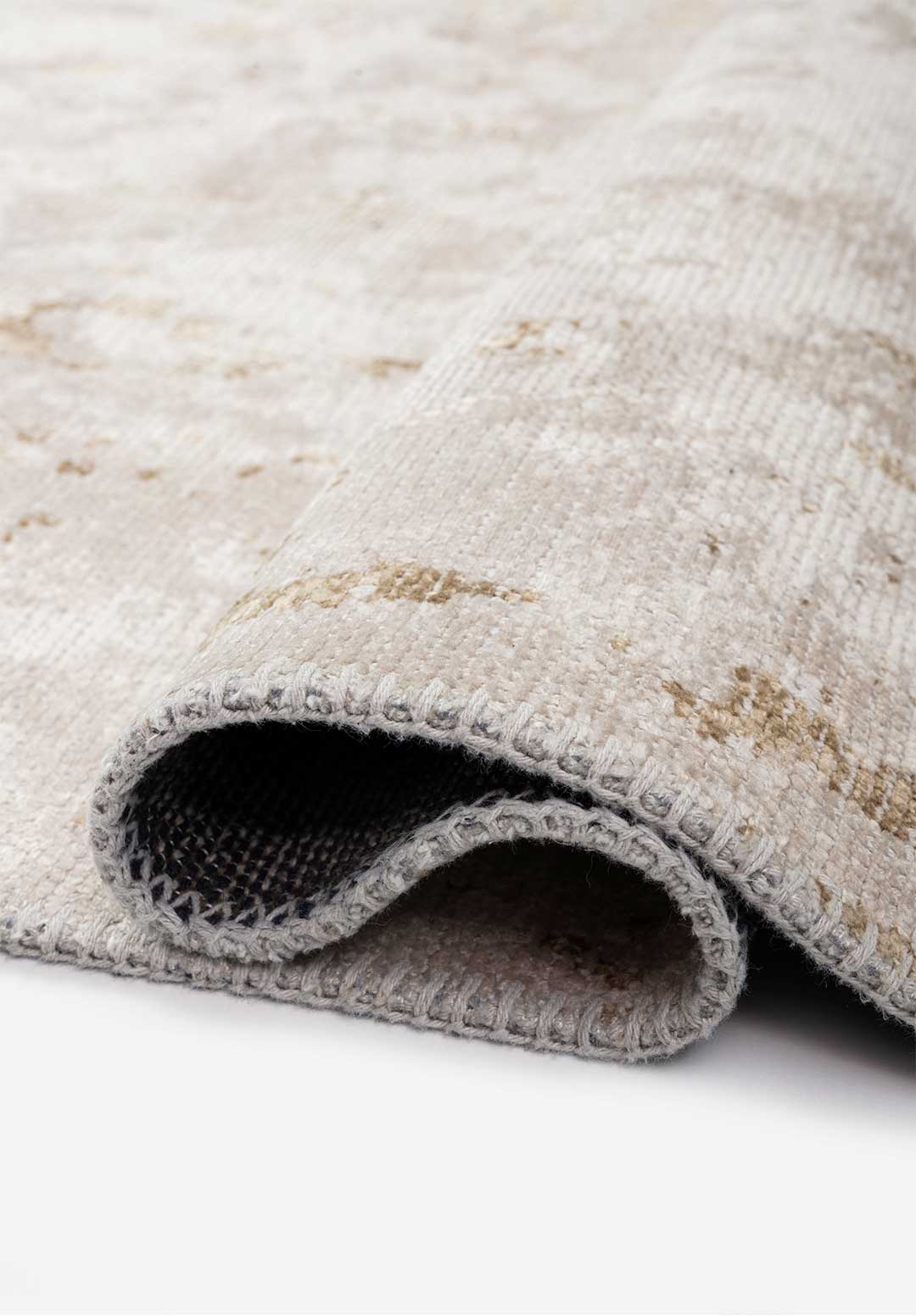 Verona Beige - White Rug