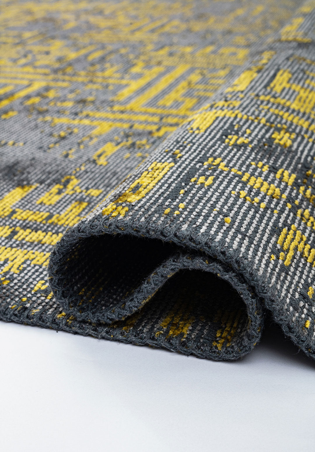 Labyrinth Grey - Yellow Rug