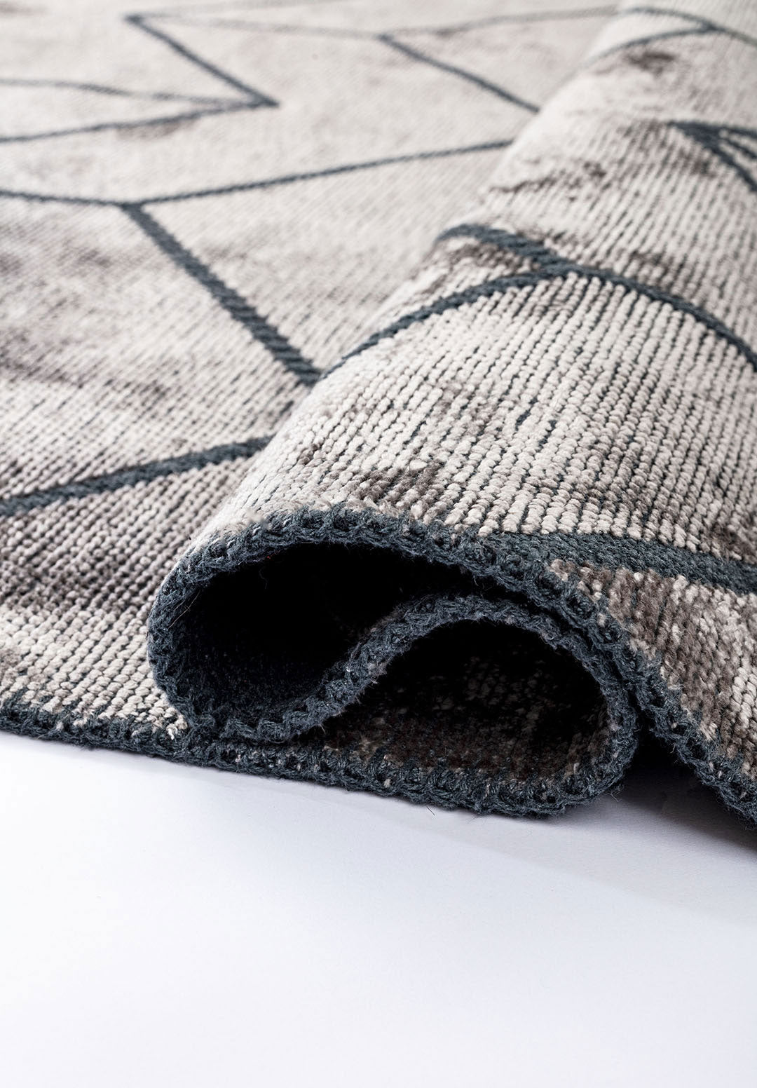 Arrow Beige Rug