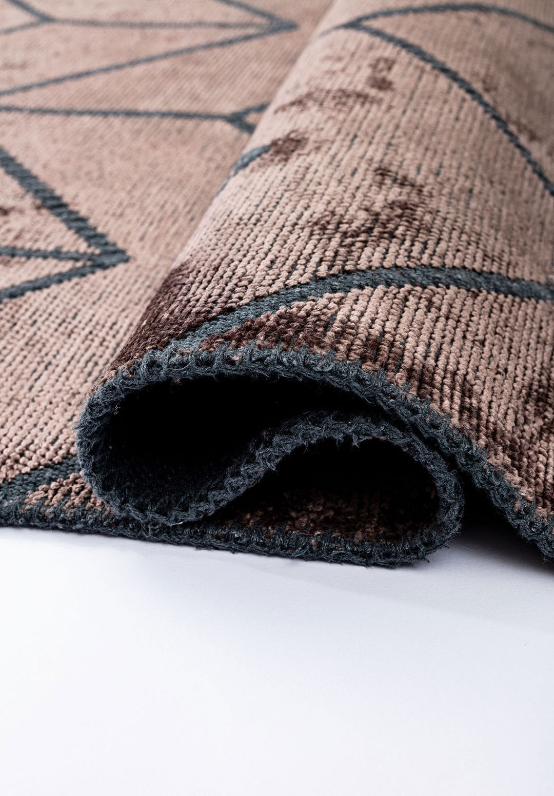 Arrow Dark Mink Rug