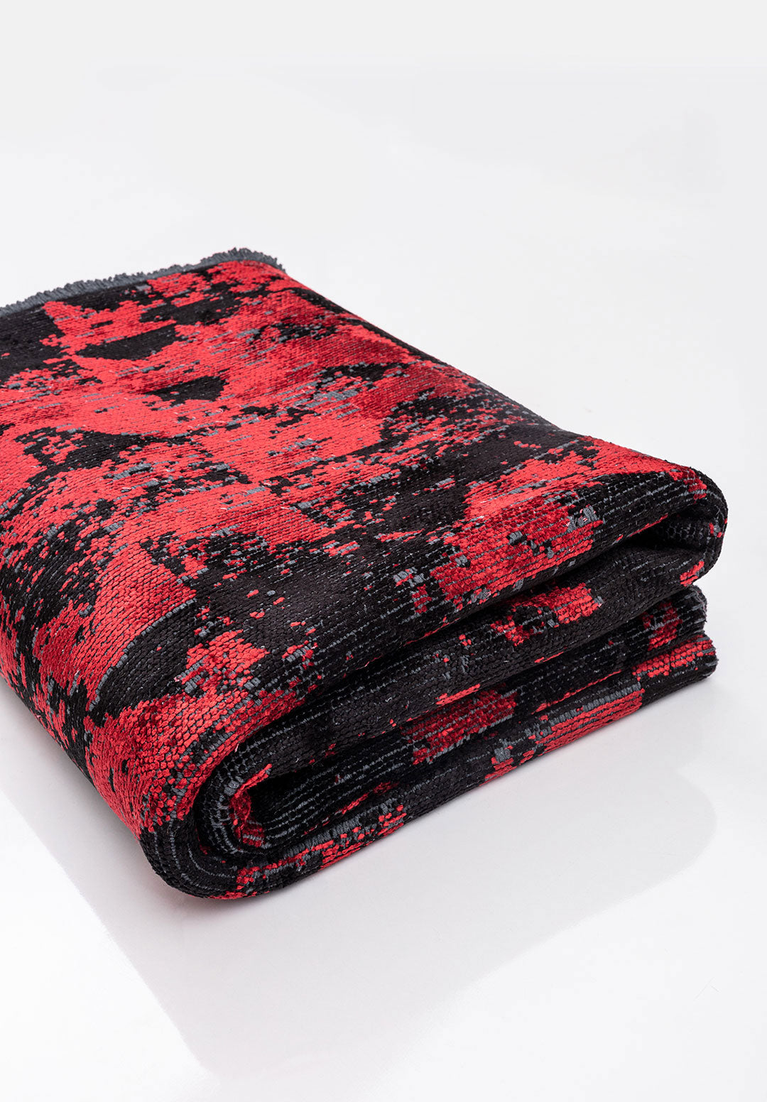 Triangle Black - Red Rug